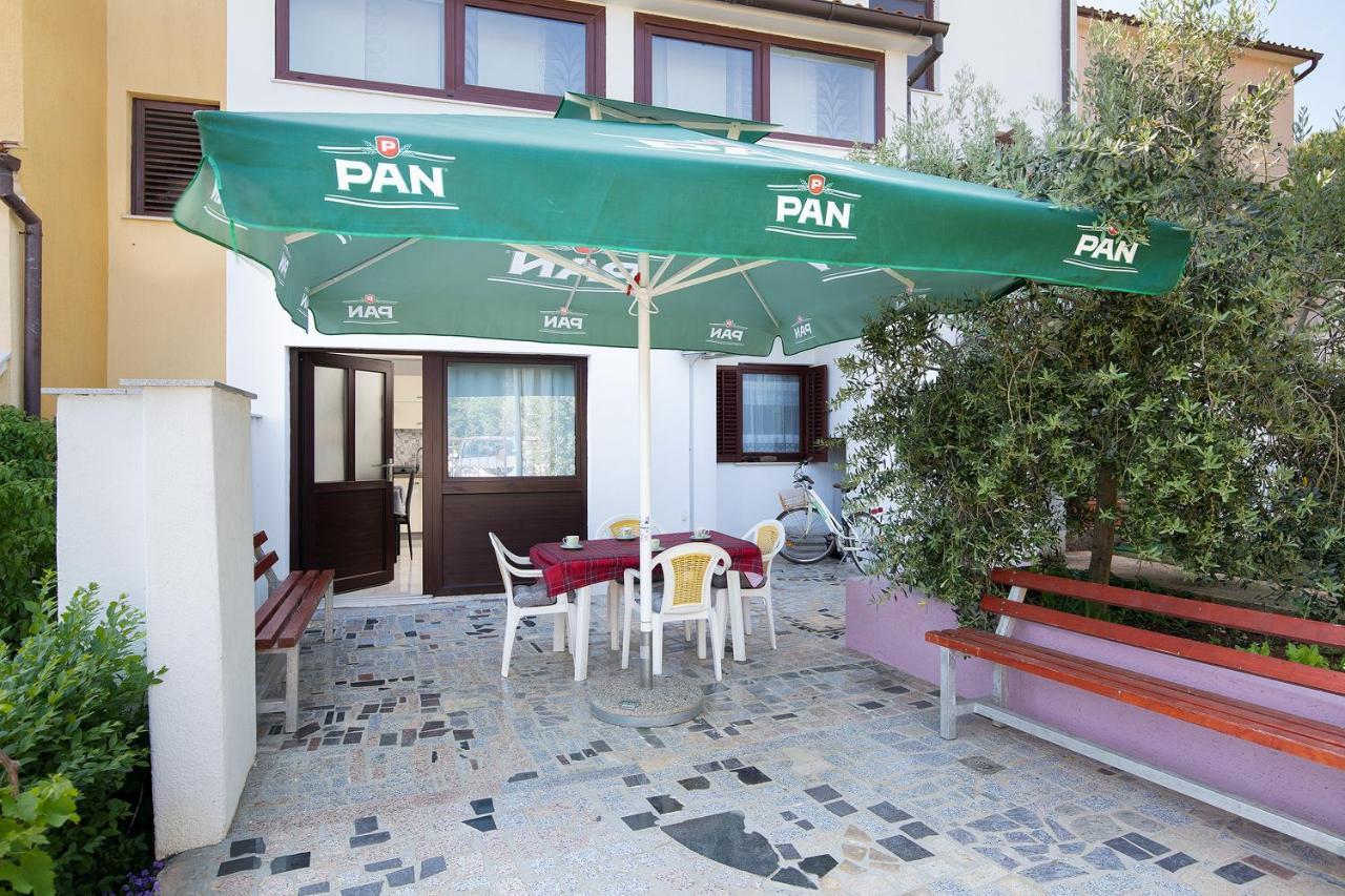 Apartment Rnjak Vinkuran Extérieur photo